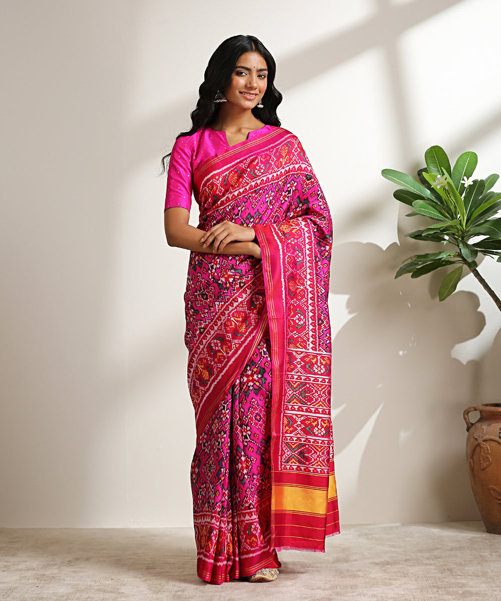 Pink_Handloom_Twill_Weave_Pure_Mulberry_Silk_Patola_Saree_WeaverStory_02