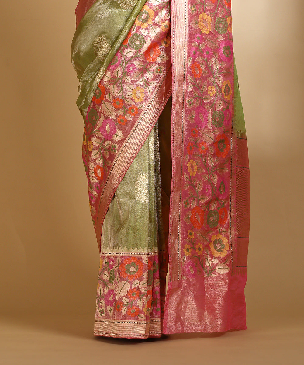 Handloom_Green_Silk_Tissue_Banarasi_Saree_With_Peach_Pink_Pallu_And_Border_WeaverStory_04