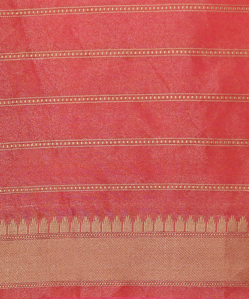 Handloom_Green_Silk_Tissue_Banarasi_Saree_With_Peach_Pink_Pallu_And_Border_WeaverStory_05