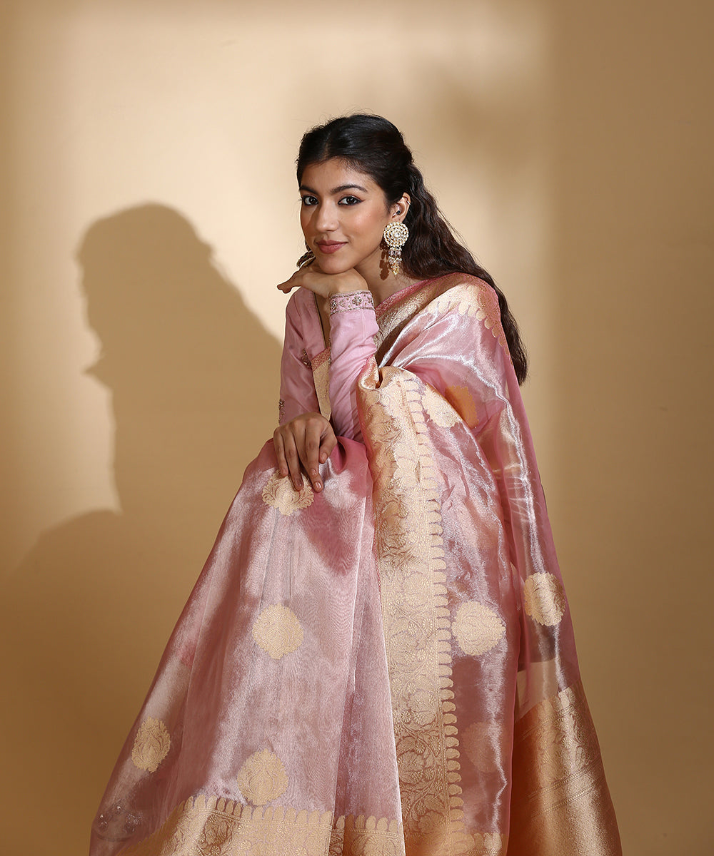 Soft_Pink_Handloom_Silk_Tissue_Banarasi_Saree_With_Gold_Zari_Boota_WeaverStory_01