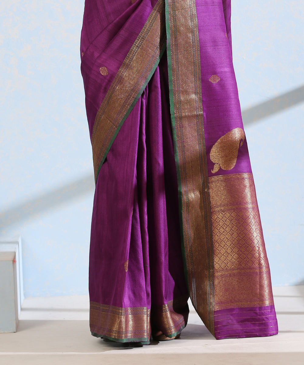 Purple_Handloom_Dupion_Silk_Banarasi_Saree_With_Green_Border_And_Antique_Zari_WeaverStory_04