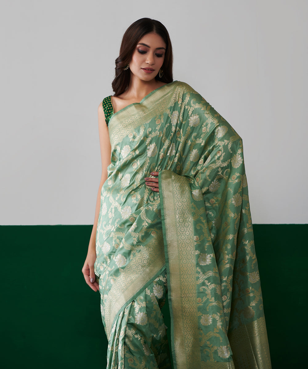 Handloom_Pistachio_Green_Pure_Katan_Silk_Banarasi_Saree_With_Gold_And_Silver_Zari_Floral_Jaal_WeaverStory_01