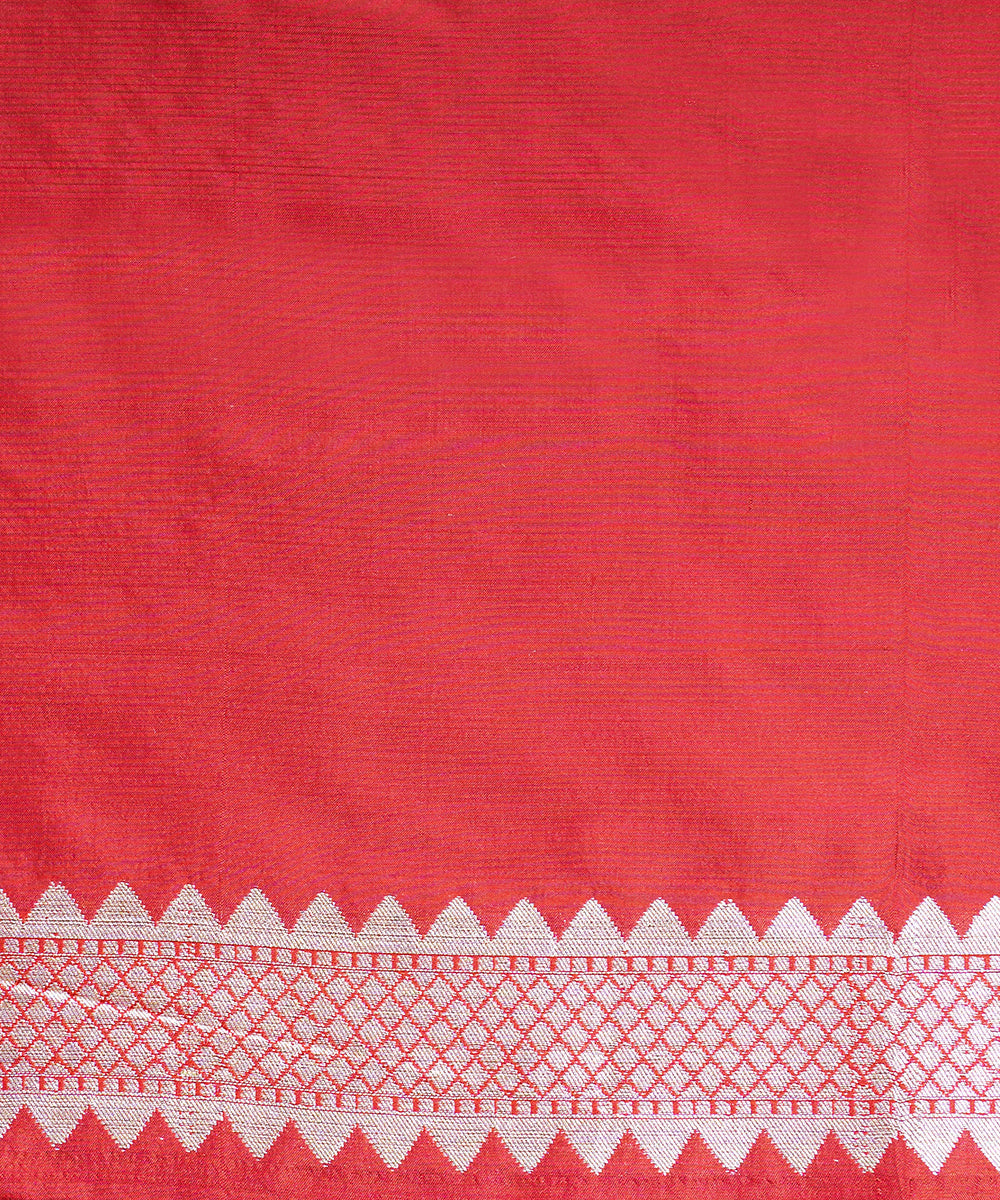 Red_Handloom_Pure_Katan_Silk_Banarasi_Shikargah_Saree_With_Cutwork_Weave_WeaverStory_05