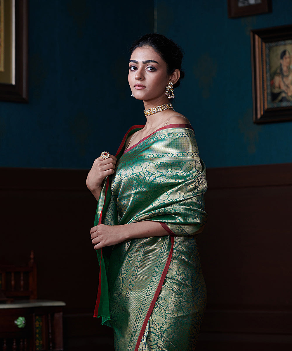 Emerald_Green_Handloom_Pure_Katan_Silk_Brocade_Banarasi_Saree_With_Yellow_Contrast_Blouse_WeaverStory_01