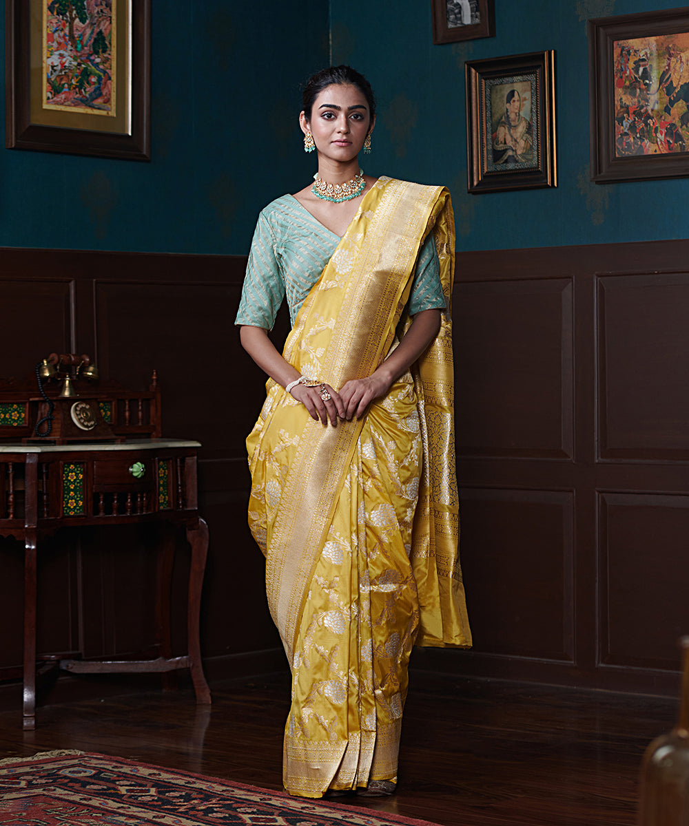 Yellow Handwoven Kanchipuram Tissue Silk Saree With Floral Meenakari Motifs