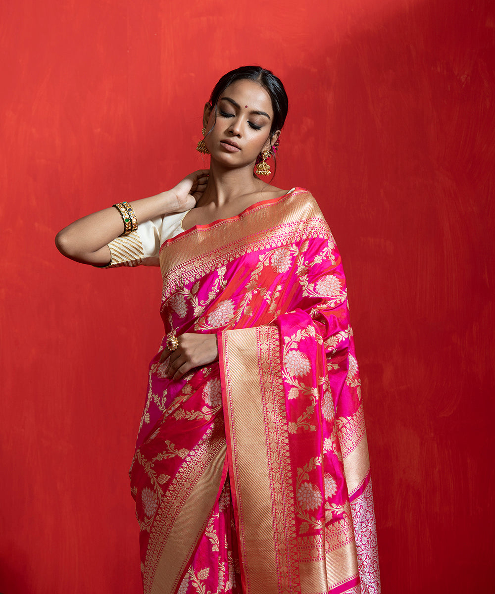 Handloom_Hot_Pink_And_Orange_Dual_Tone_Pure_Katan_Silk_Banarasi_Saree_With_Kadhwa_Jaal_WeaverStory_01