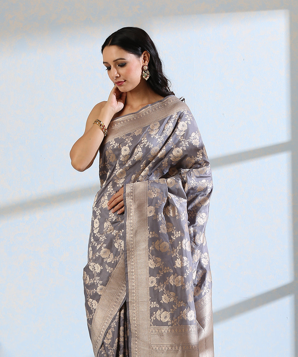 Grey_and_Gold_Handloom_Pure_Katan_Silk_Banarasi_Saree_with_Cutwork_Jaal_WeaverStory_01