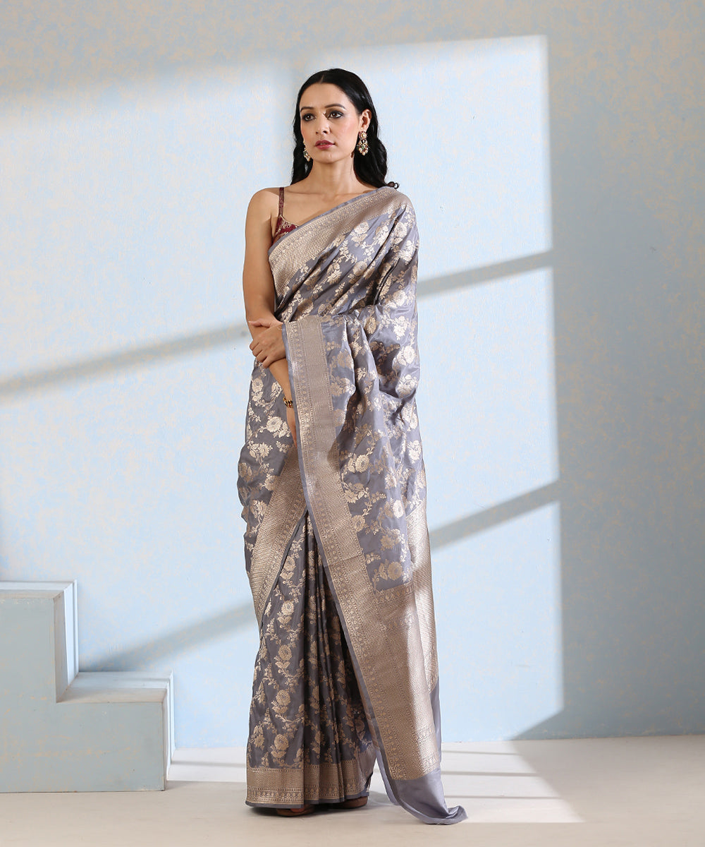 Grey_and_Gold_Handloom_Pure_Katan_Silk_Banarasi_Saree_with_Cutwork_Jaal_WeaverStory_02