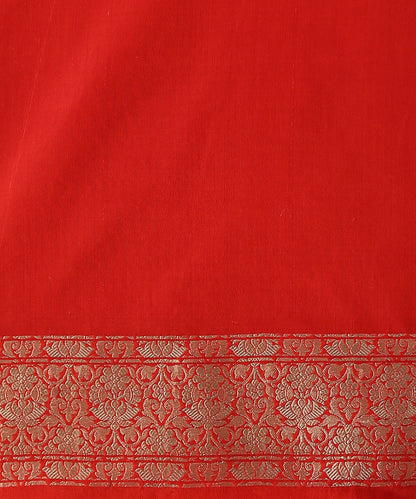 Red_Handloom_Pure_Katan_Silk_Banarasi_Jangla_Saree_with_Cutwork_Weave_WeaverStory_05
