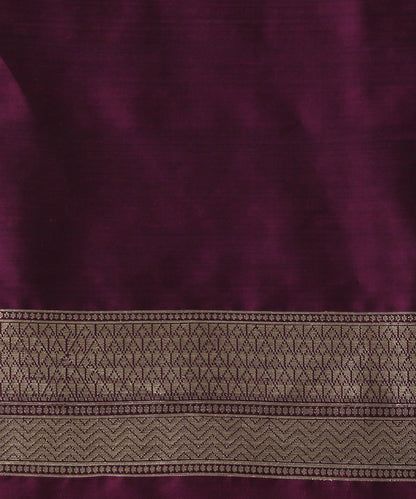 Handloom_Purple_Pure_Katan_Silk_Banarasi_Saree_With_Floral_Meenakari_Jaal_WeaverStory_05