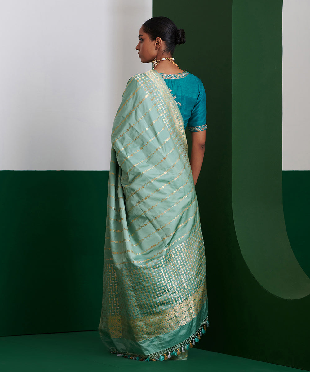 Handloom_Powder_Blue_Mashroo_Silk_Banarasi_Saree_With_Zari_Stripes_WeaverStory_03