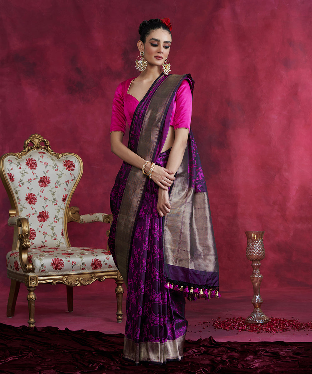 Handloom_Purple_And_Pink_Floral_Pure_Katan_Silk_Tanchoi_Banarasi_Saree_With_Zari_Border_WeaverStory_02