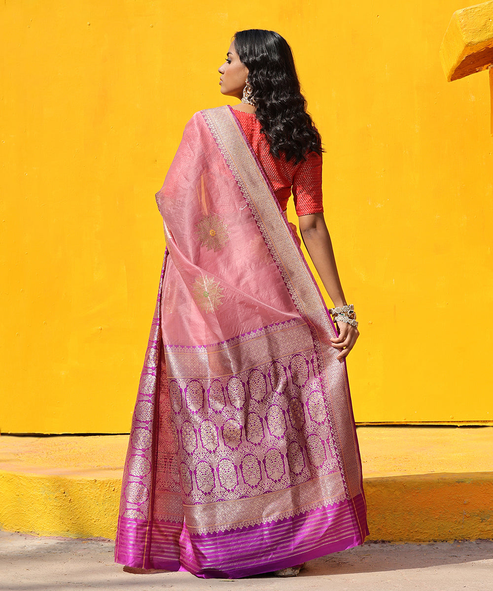 Rose_Pink_Handloom_Pure_Kora_Silk_Banarasi_Saree_With_Purple_Border_WeaverStory_03