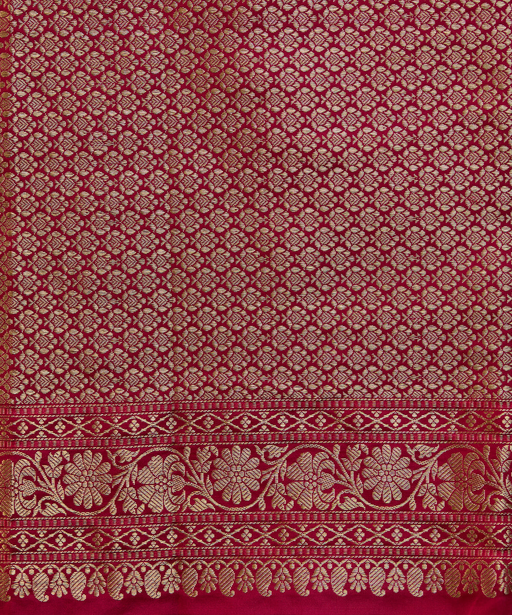 Handloom_Light_Blue_Pure_Katan_Tissue_Banarasi_Saree_With_Pink_Border_And_Pallu_WeaverStory_05