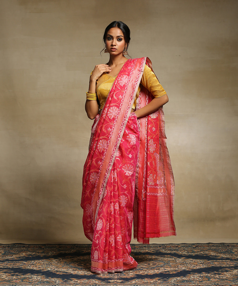 Handloom_Pink_Pure_Cotton_Banarasi_Jamdani_Saree_With_Floral_Jaal_WeaverStory_02