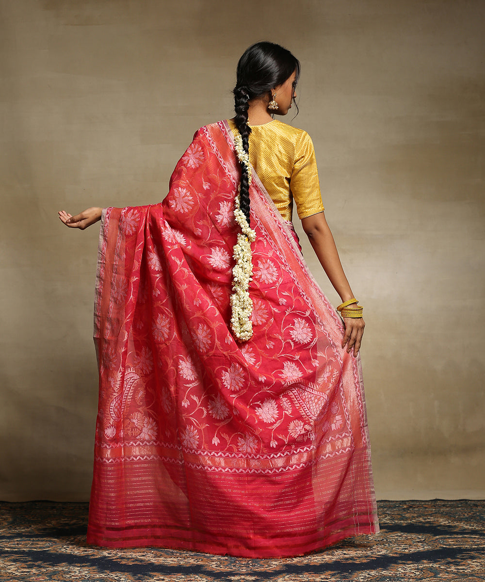 Handloom_Pink_Pure_Cotton_Banarasi_Jamdani_Saree_With_Floral_Jaal_WeaverStory_03