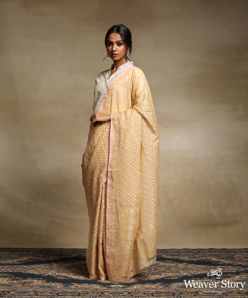 Beige_Handloom_Pure_Cotton_Banarasi_Jamdani_Saree_With_Aada_Jaal_WeaverStory_02