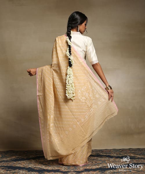 Beige_Handloom_Pure_Cotton_Banarasi_Jamdani_Saree_With_Aada_Jaal_WeaverStory_03