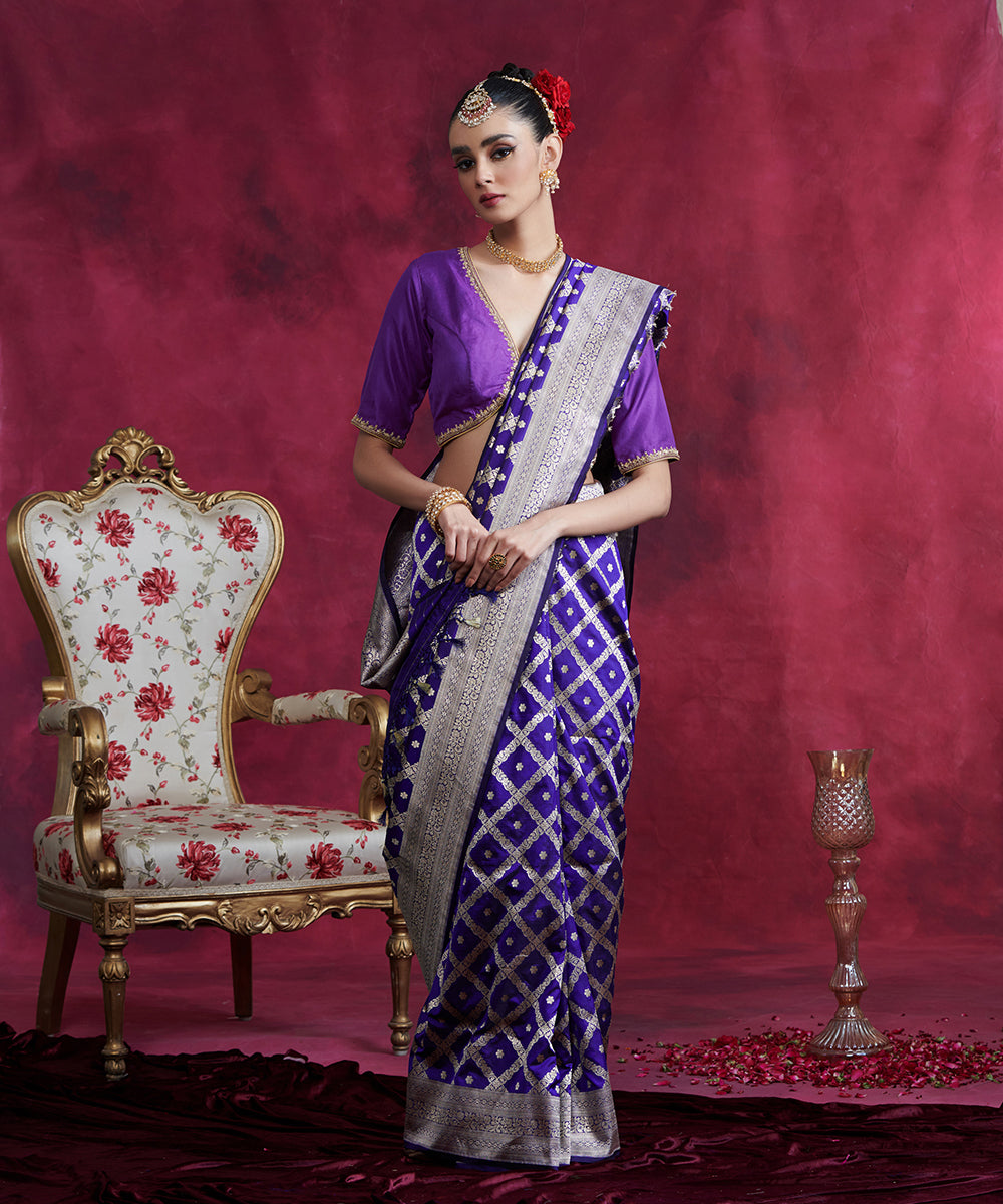 Purple_Handloom_Pure_Katan_Silk_Banarasi_Saree_With_Gold_Zari_Jaal_WeaverStory_02