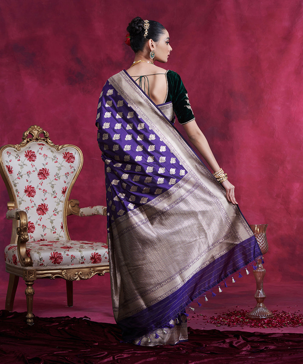 Handloom_Purple_Mughal_Boota_Pure_Katan_Silk_Banarasi_Saree_WeaverStory_03