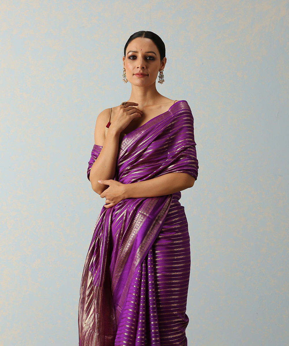 Handloom_Purple_Katan_Silk_Banarasi_Saree_With_Horizontal_Stripes_WeaverStory_01