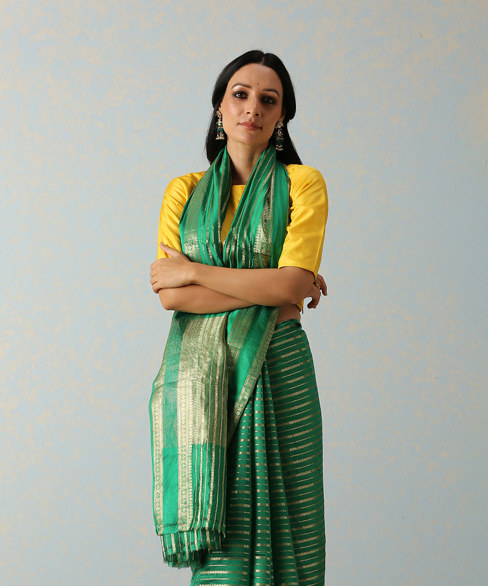 Handloom_Green_Katan_Silk_Banarasi_Saree_With_Horizontal_Stripes_WeaverStory_01