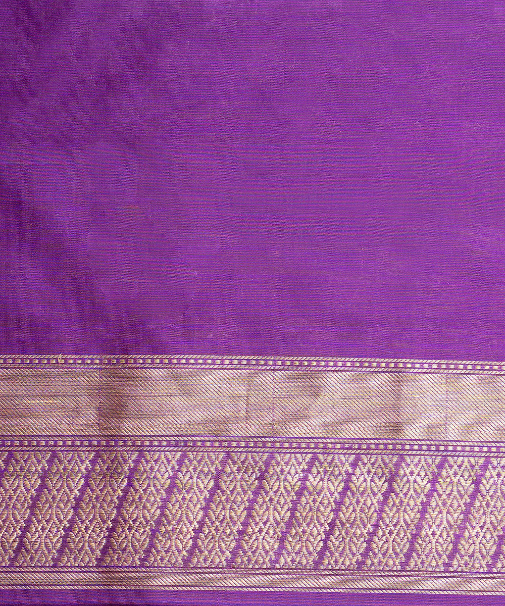 Purple_Handloom_Pure_Katan_Silk_Banarasi_Saree_With_Zari_Booti_WeaverStory_05