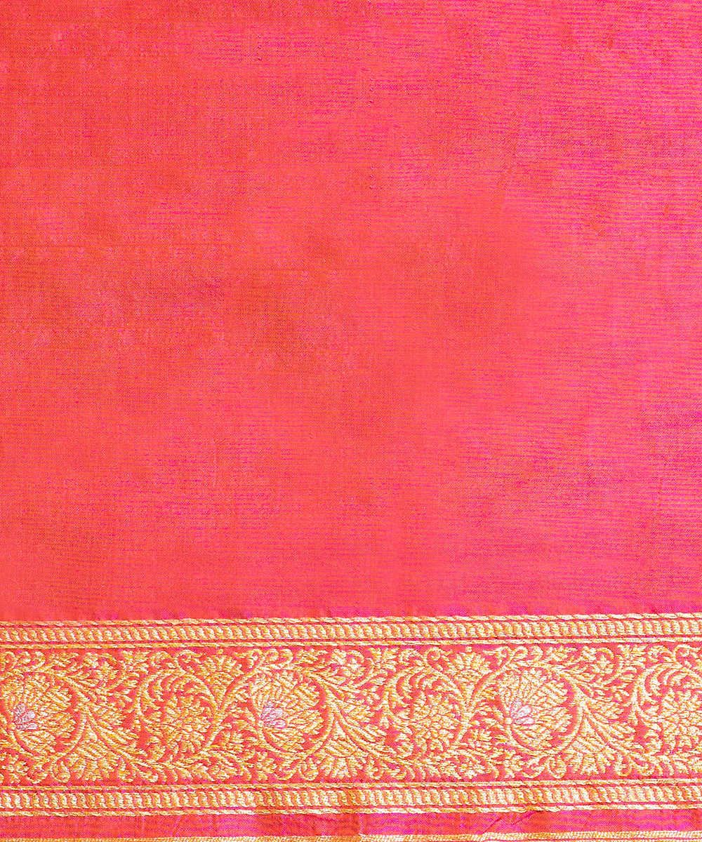 Handloom_Pink_And_Orange_Dual_Tone_Pure_Katan_Silk_Banarasi_Saree_With_Kadhwa_Jaal_WeaverStory_05