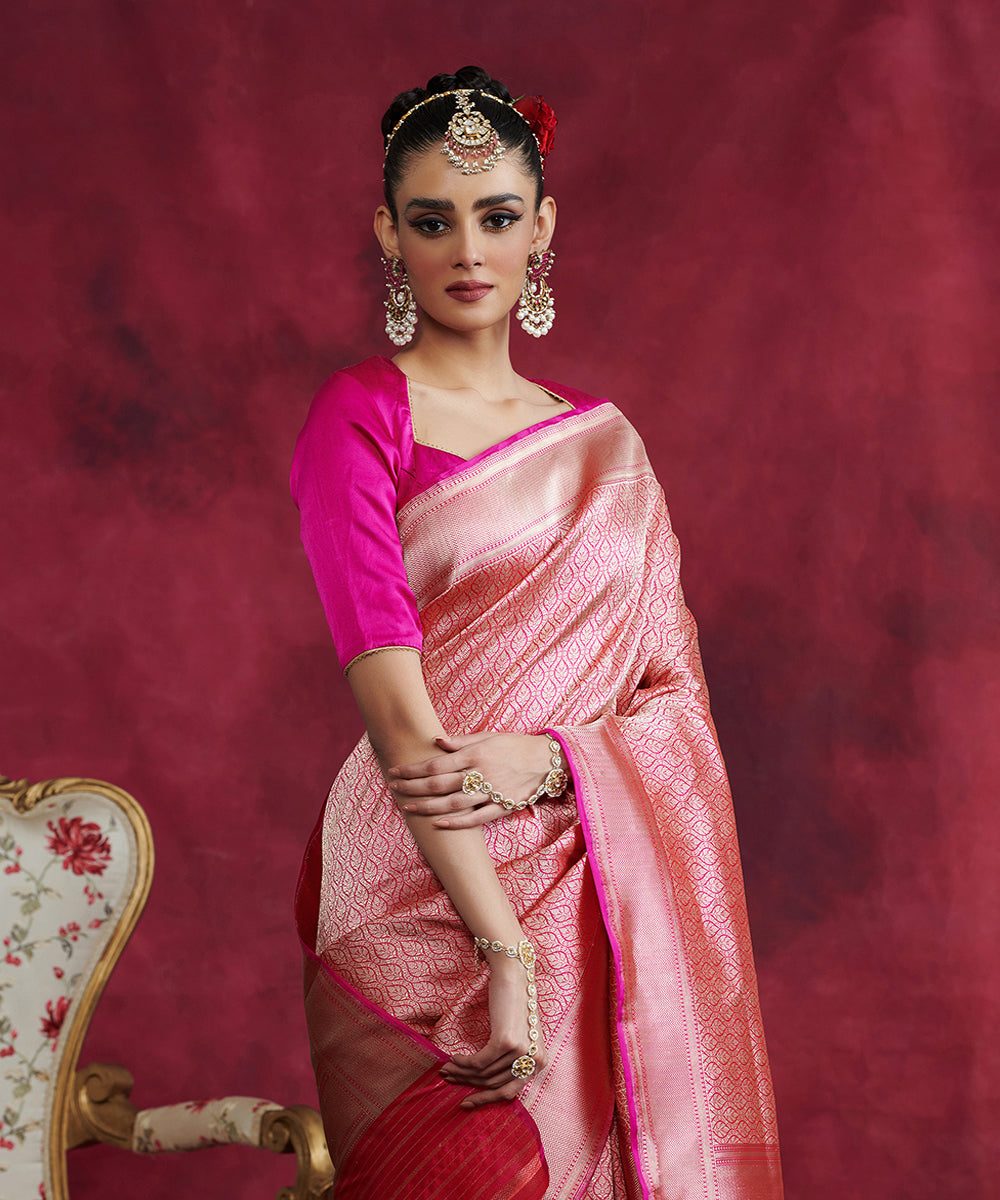 Handloom_Pink_Pure_Katan_Silk_Banarasi_Tanchoi_Saree_With_Floral_Zari_Pattern_WeaverStory_01