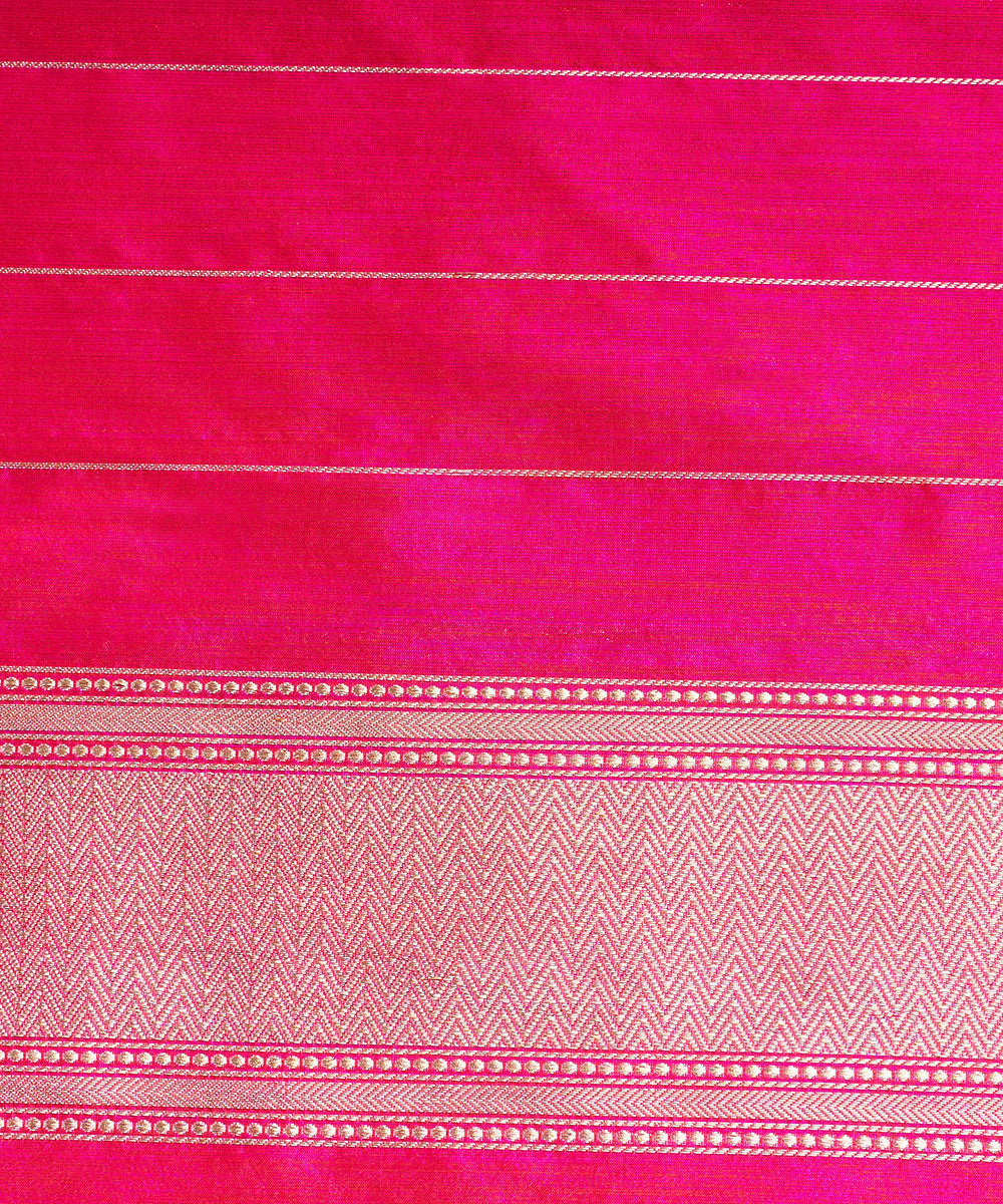 Handloom_Pink_Pure_Katan_Silk_Banarasi_Tanchoi_Saree_With_Floral_Zari_Pattern_WeaverStory_05