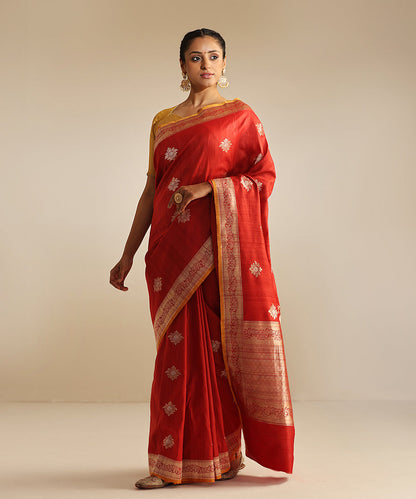 Handloom_Red_Tusser_Silk_Banarasi_Saree_With_Kadhwa_Boota_WeaverStory_02