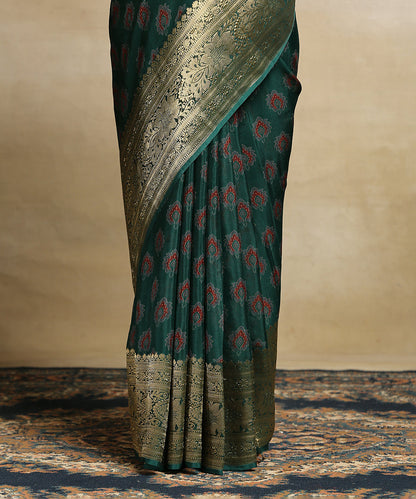 Emerald_Green_Handloom_Pure_Georgette_Banarasi_Saree_With_Ajrakh_Printing_And_Zari_Border_WeaverStory_04