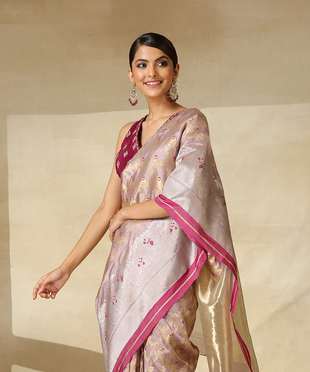 Lilac_Handloom_Pure_Silk_Chanderi_Saree_With_Parrots_Woven_All_Over_WeaverStory_01