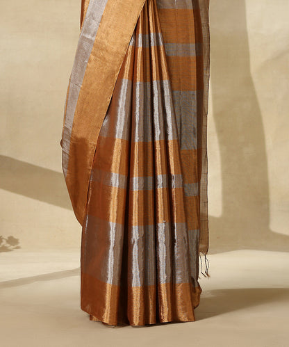 Handloom_Gold_And_Silver_Antique_Tissue_Chanderb_Saree_With_Broad_Stripes_WeaverStory_04