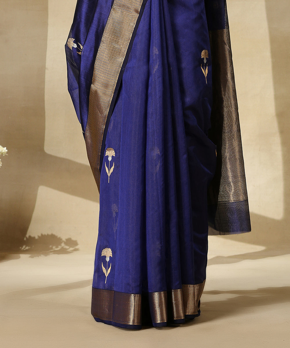 Royal_Blue_Handloom_Pure_Chanderi_Silk_Saree_With_Three_Flower_Motif_And_Sona_Rupa_Zari_Border_WeaverStory_04