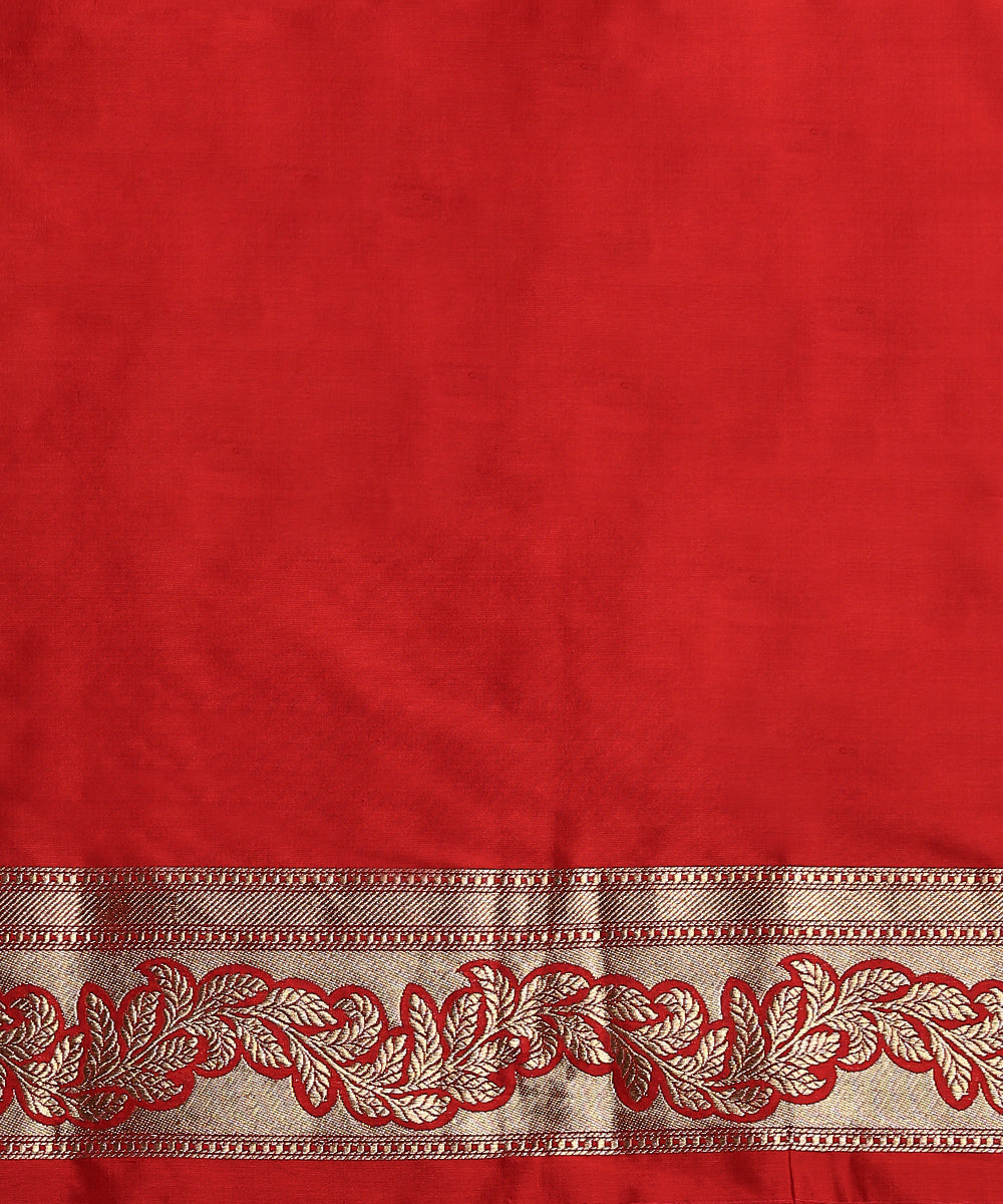 Handloom_Red_Pure_Katan_Silk_Kimkhab_Banarasi_Saree_With_Flamingo_WeaverStory_05