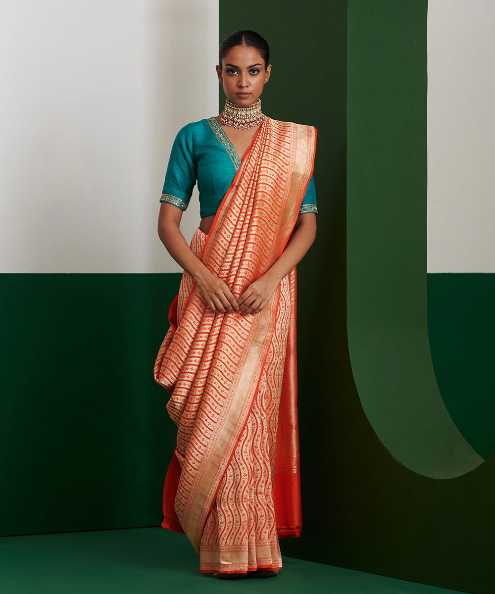 Handloom_Orange_Pure_Katan_Silk_Banarasi_Brocade_Saree_With_Wave_Design_WeaverStory_02