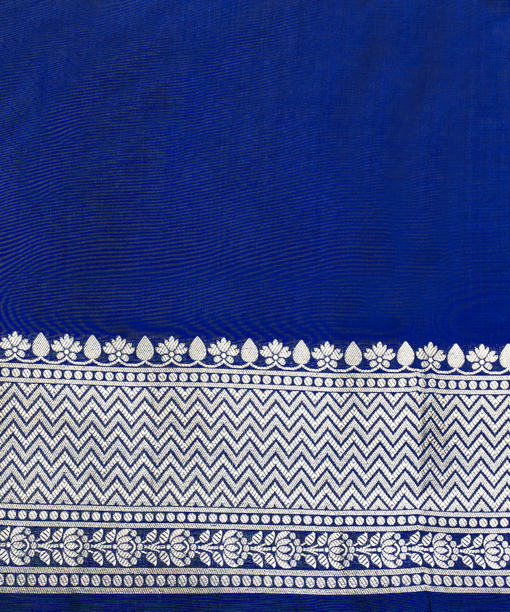 Handloom_Dark_Blue_Pure_Katan_Silk_Banarasi_Jangla_Saree_With_Cutwork_Weave_WeaverStory_05