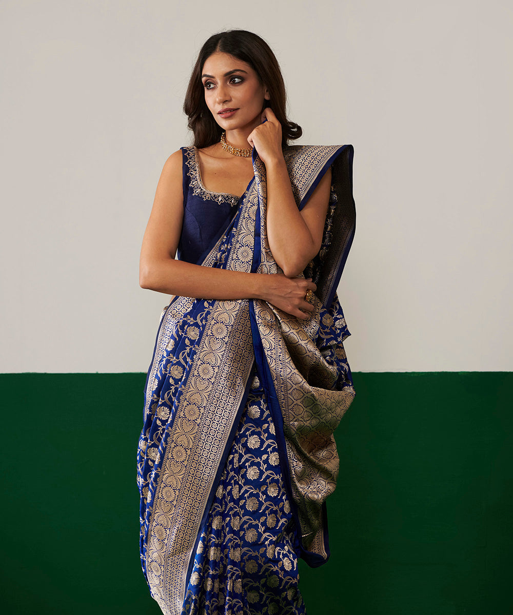 Blue_Handloom_Pure_Katan_Silk_Banarasi_Saree_With_Champagne_Zari_Jaal_WeaverStory_01