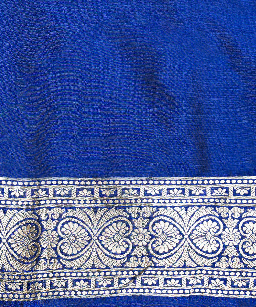 Blue_Handloom_Pure_Katan_Silk_Banarasi_Saree_With_Champagne_Zari_Jaal_WeaverStory_05