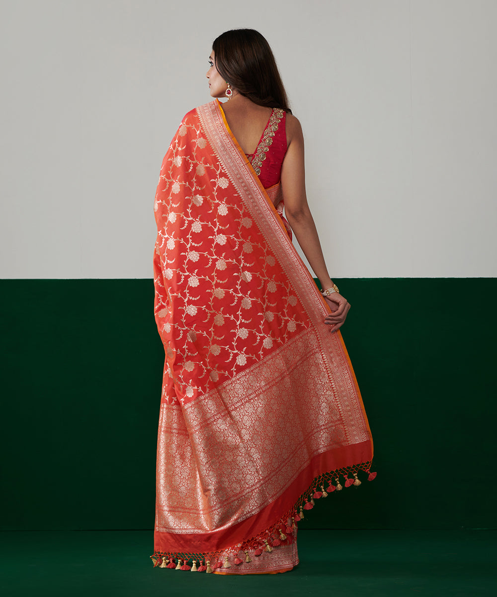 Handloom_Orange_Pure_Katan_Silk_Banarasi_Saree_With_All_Over_Floral_Zari_Jaal_WeaverStory_03