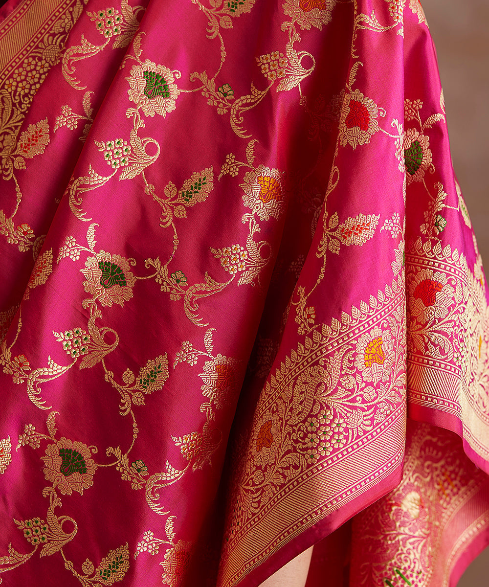 Handloom_Hot_Pink_Pure_Katan_Silk_Banarasi_Saree_With_Meenakari_Jaal_WeaverStory_05