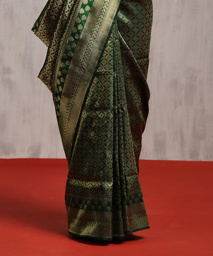 Handloom_Emerald_Green_Kimkhab_Pure_Katan_Silk_Banarasi_Saree_With_Meenakari_WeaverStory_04