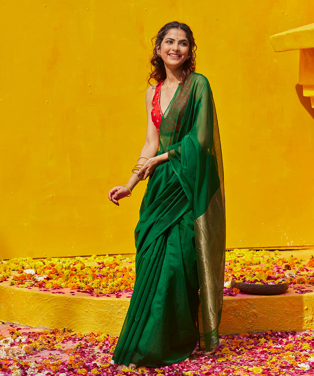 Handloom_Emerald_Green_Pure_Cotton_Chanderi_Saree_With_Zari_Tissue_Pallu_WeaverStory_02