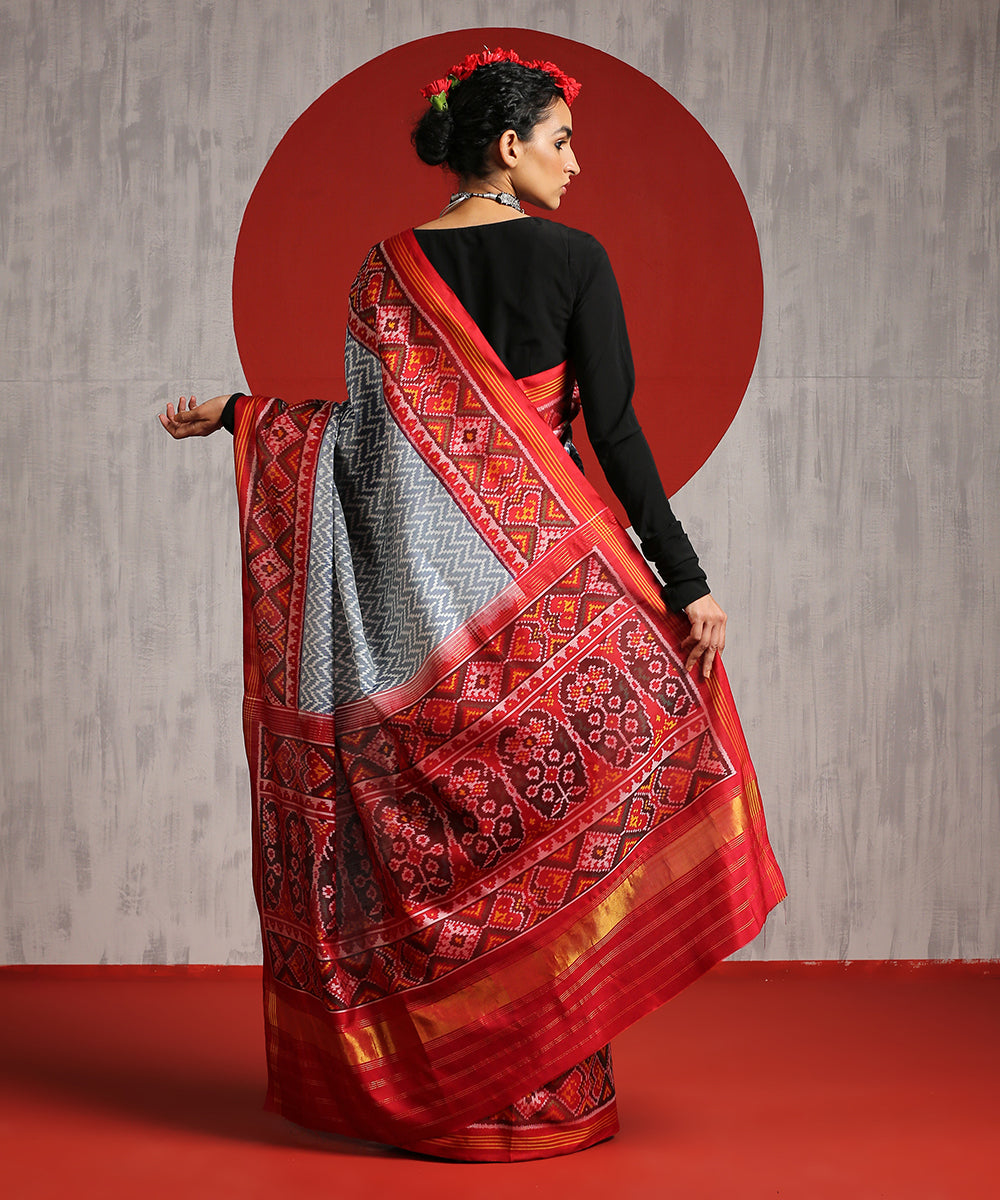 Grey_Handloom_Mulberry_Silk_Patola_Saree_With_Red_Border_And_Chevrons_Pattern_WeaverStory_03