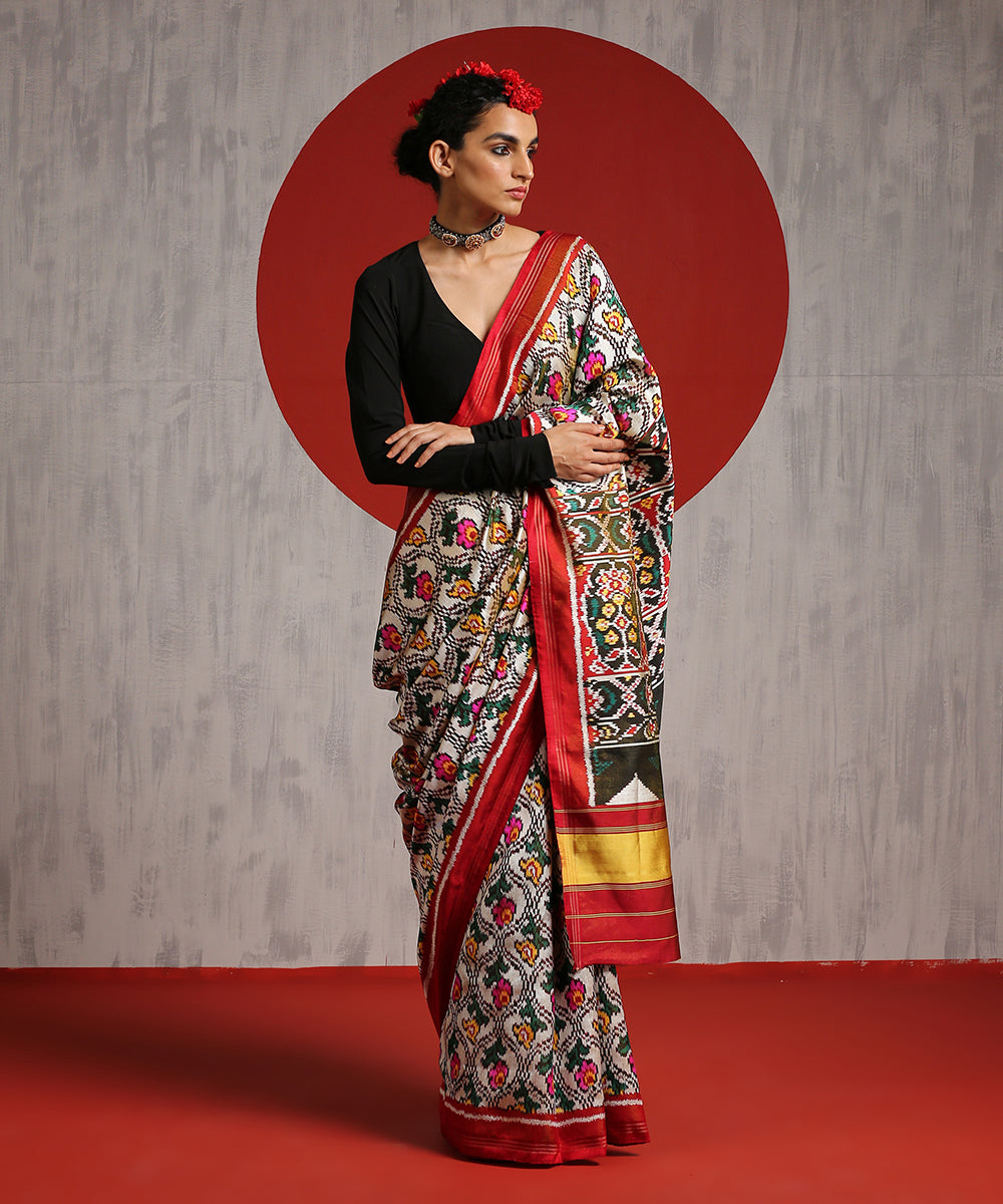 Handloom_Black_And_Green_Tissue_Weft_Patola_Saree_In_Twill_Weave_WeaverStory_02