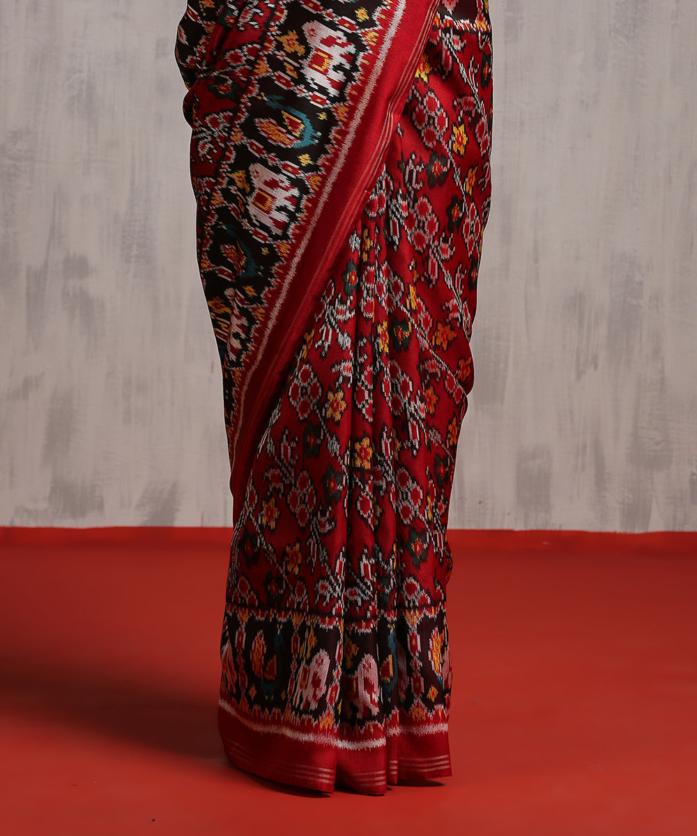 Maroon_Handloom_Mulberry_Silk_Patola_Saree_With_Twill_Weave_WeaverStory_04