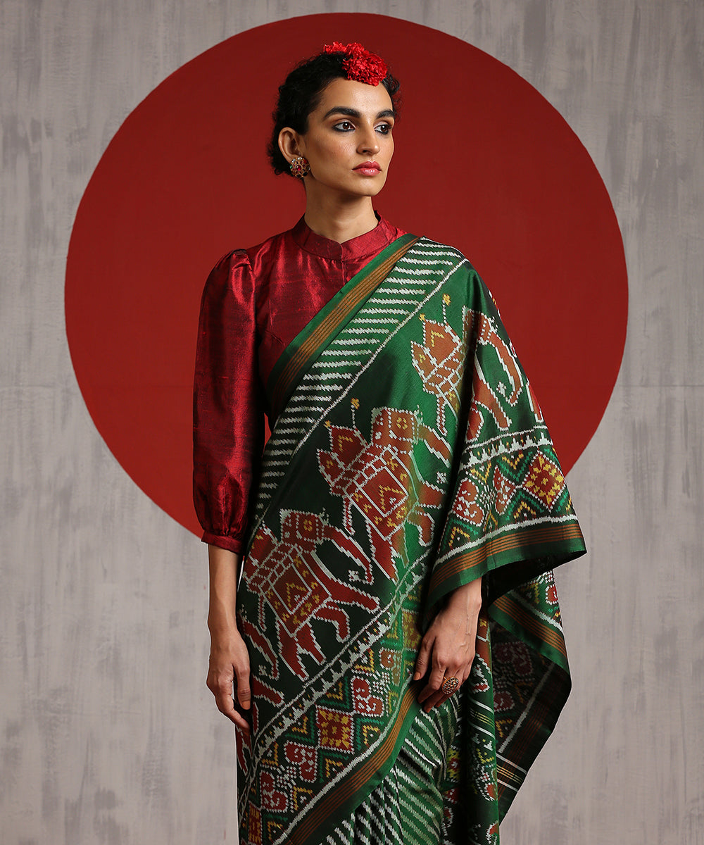 Green_Handloom_Mulberry_Silk_8_Ply_Patola_Saree_With_Single_Ikat_Weave_WeaverStory_01
