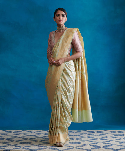 Handloom_Pista_Green_Pure_Katan_Silk_Banarasi_Saree_With_Jangla_Design_WeaverStory_02