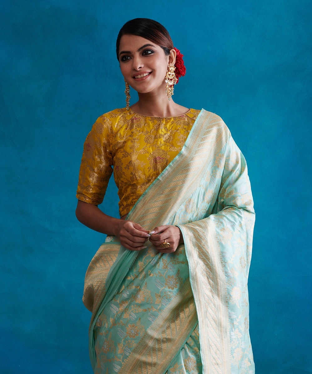 Turquoise_Handloom_Pure_Katan_Silk_Banarasi_Saree_With_Zari_Jaal_WeaverStory_01